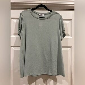 Gilli brand Lightweight Green Women's Top plus